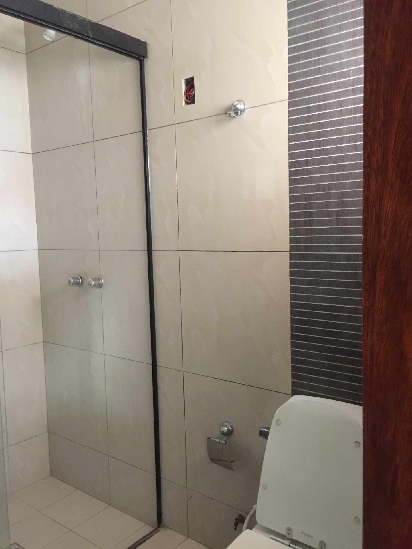 En Alquiler a $us 750 Foto 6