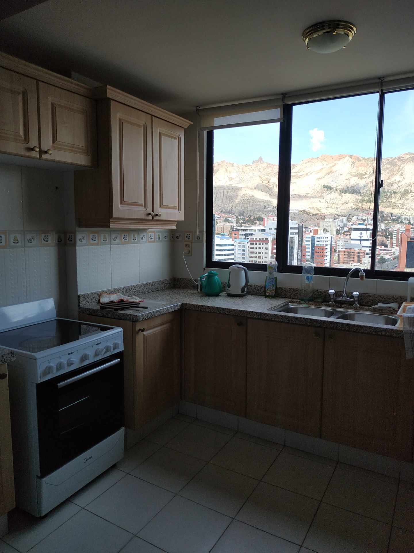 En Alquiler a $us 950 Foto 5