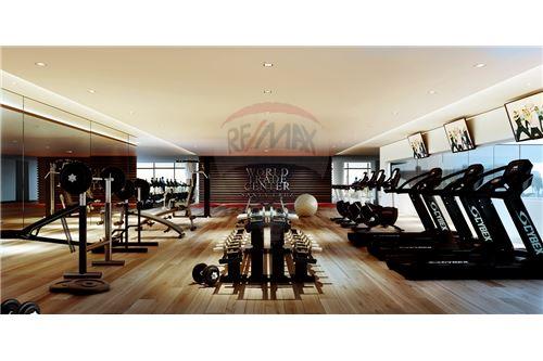 Local comercial en VentaColina del Urubo, Av. Cuarta Foto 11