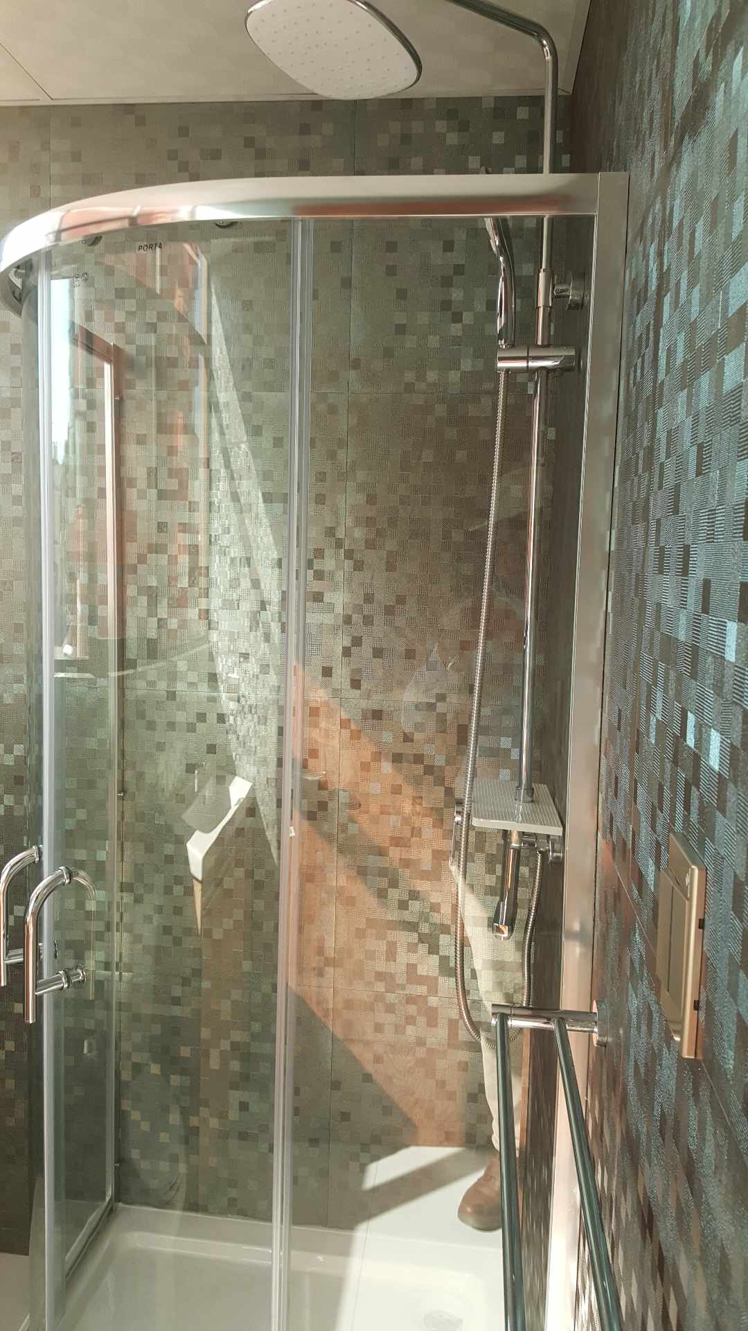 Departamento en VentaUrb. Priv. San Alberto. Bella Vista. Zona Sur. Edif. TABORGA II. 3 dormitorios 4 baños 1 parqueos Foto 17