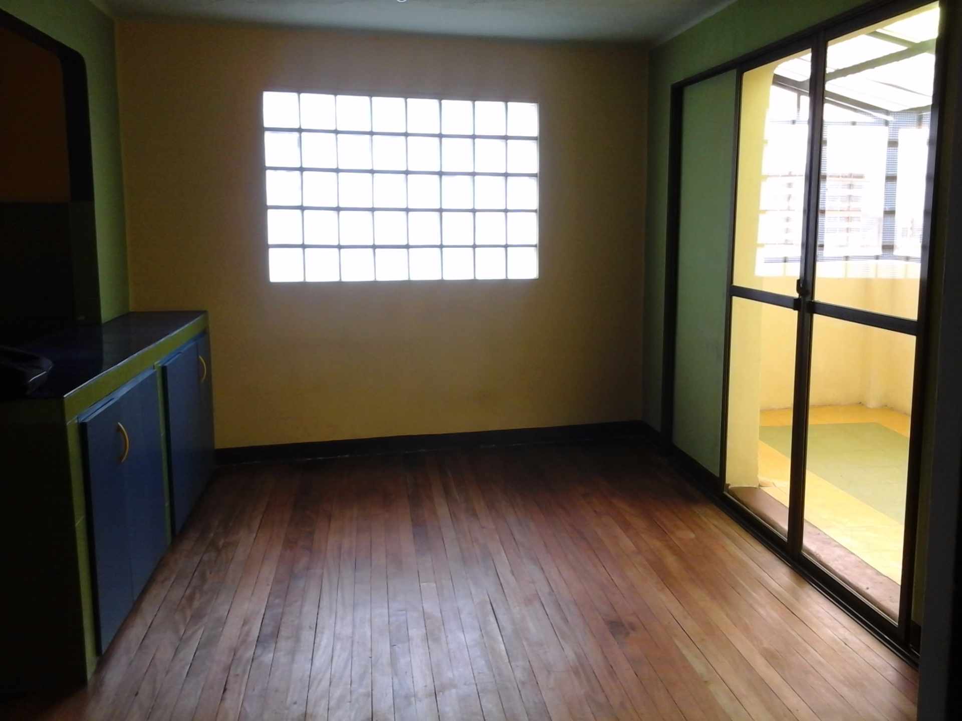 Departamento en Miraflores en La Paz 3 dormitorios 1 baños  Foto 2