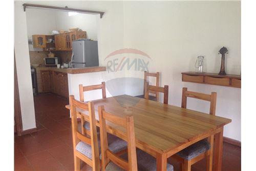 Casa en Equipetrol en Santa Cruz de la Sierra  2 baños 1 parqueos Foto 6