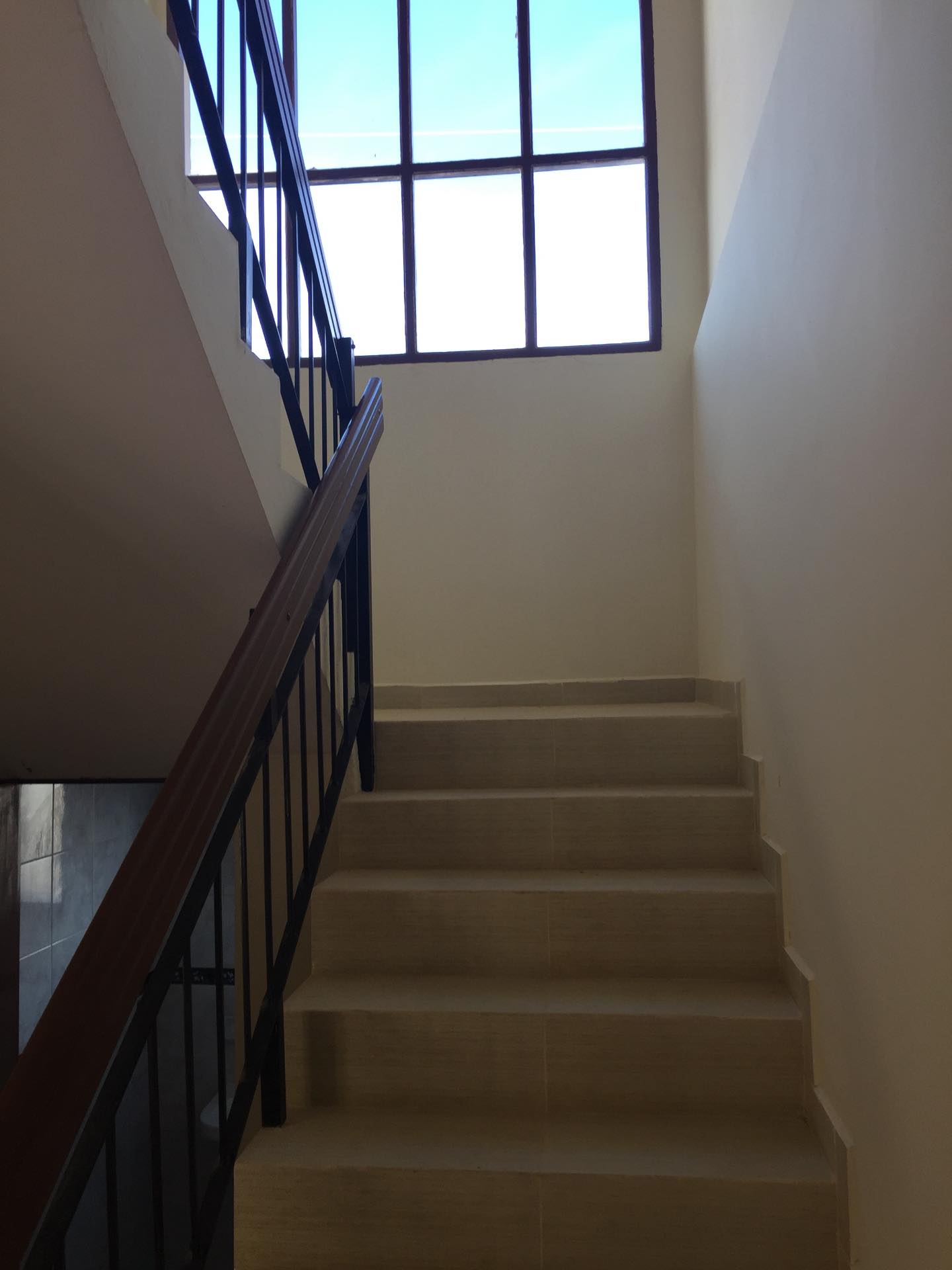 Casa en VentaZona Quintanilla Urb.Los Pinos Chacacollo calle 3 #43 5 dormitorios 4 baños 1 parqueos Foto 4