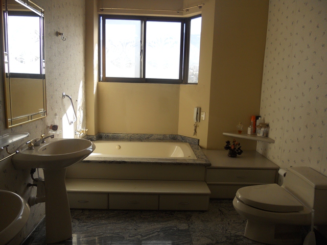Departamento en Cala Cala en Cochabamba 4 dormitorios 3 baños  Foto 15