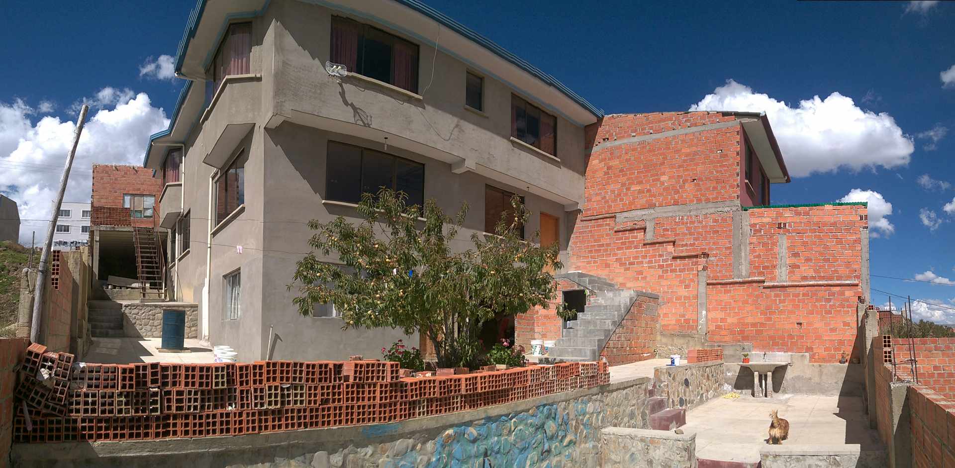 Casa en Alto Irpavi en La Paz 4 dormitorios 2 baños 1 parqueos Foto 8