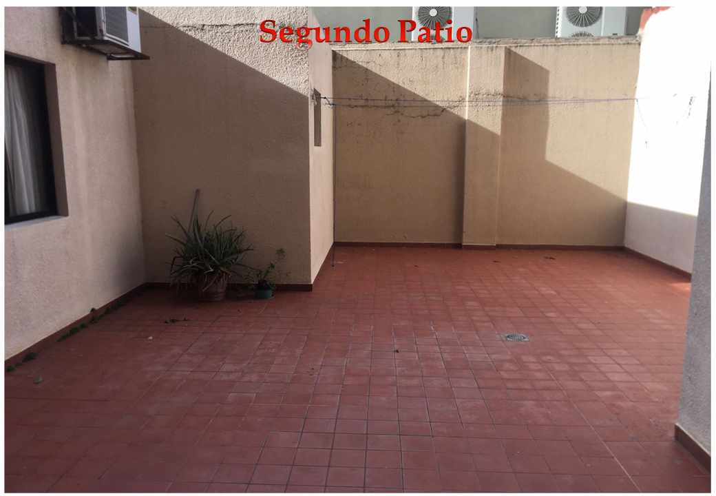 Departamento Zona Sur: Sobre la Av. Velarde diagonal a la plaza Blacut Condominio Velarde Foto 4