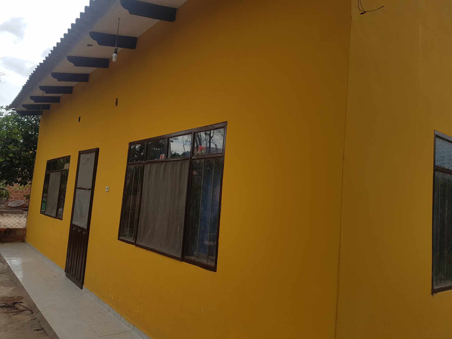 Casa en Entre 6to y 7mo anillo Norte en Santa Cruz de la Sierra 2 dormitorios 1 baños 2 parqueos Foto 1