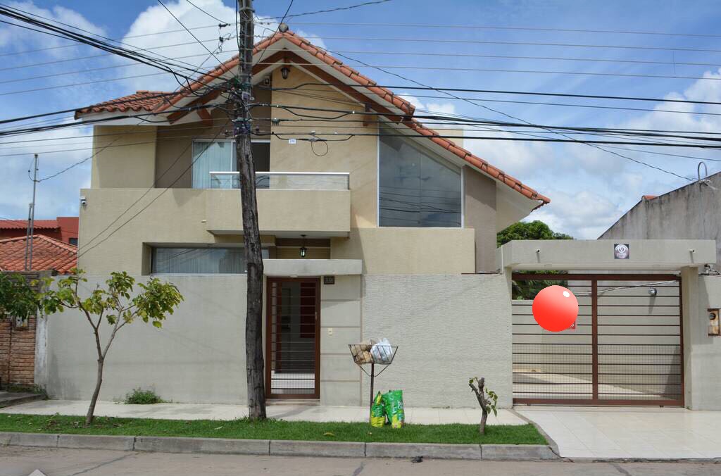 Casa en VentaZona Sur Este Urbanización Olender entre 4to y 5to anillo Foto 1