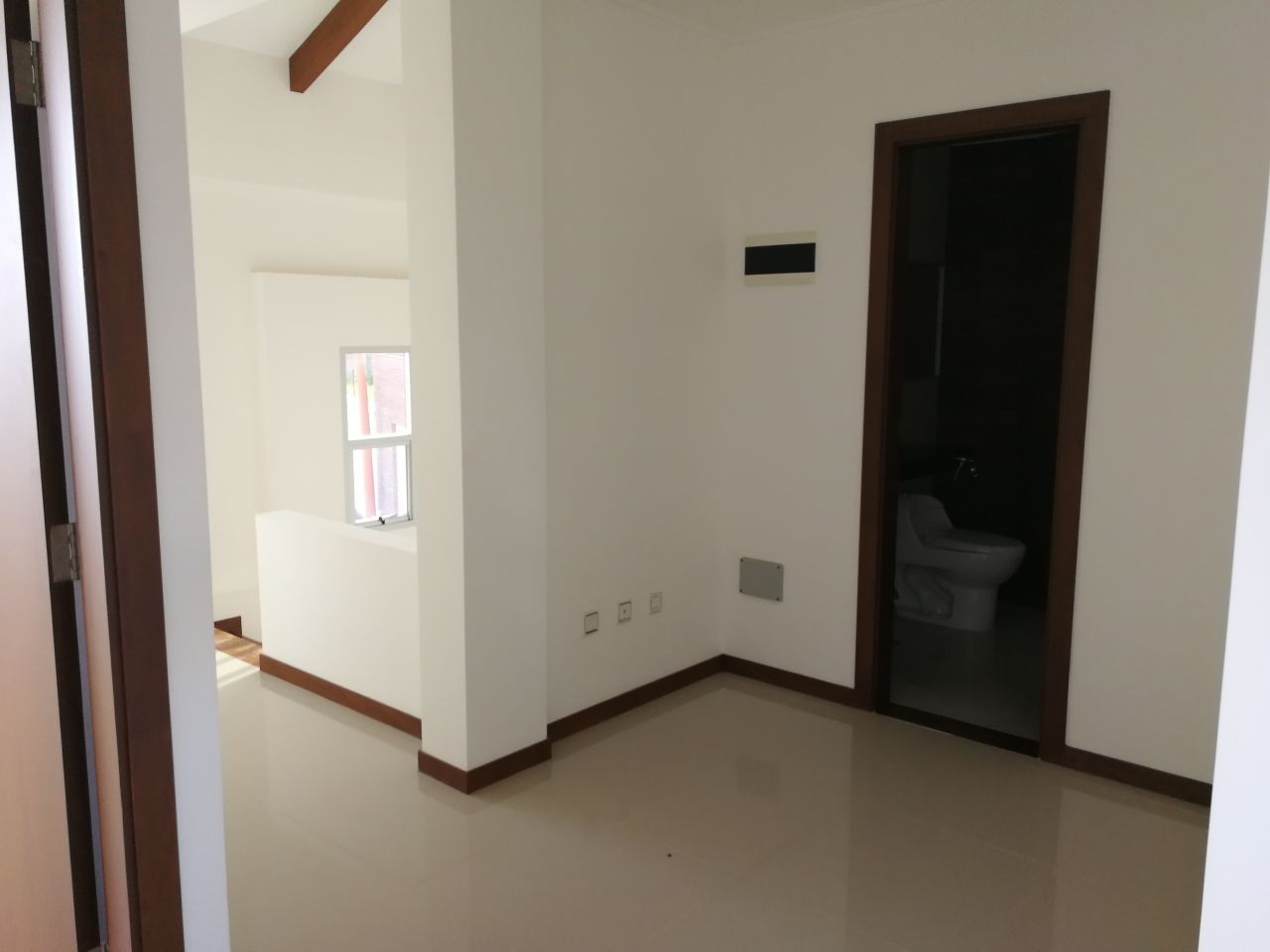 Casa en Entre 7mo y 8vo anillo Norte en Santa Cruz de la Sierra 3 dormitorios 3 baños 2 parqueos Foto 5
