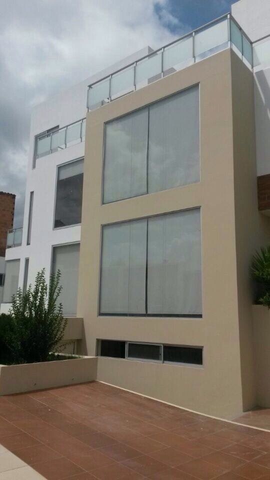 Casa en VentaAuquisamaña (Altura 21 de Calacoto) 4 dormitorios 6 baños 5 parqueos Foto 3