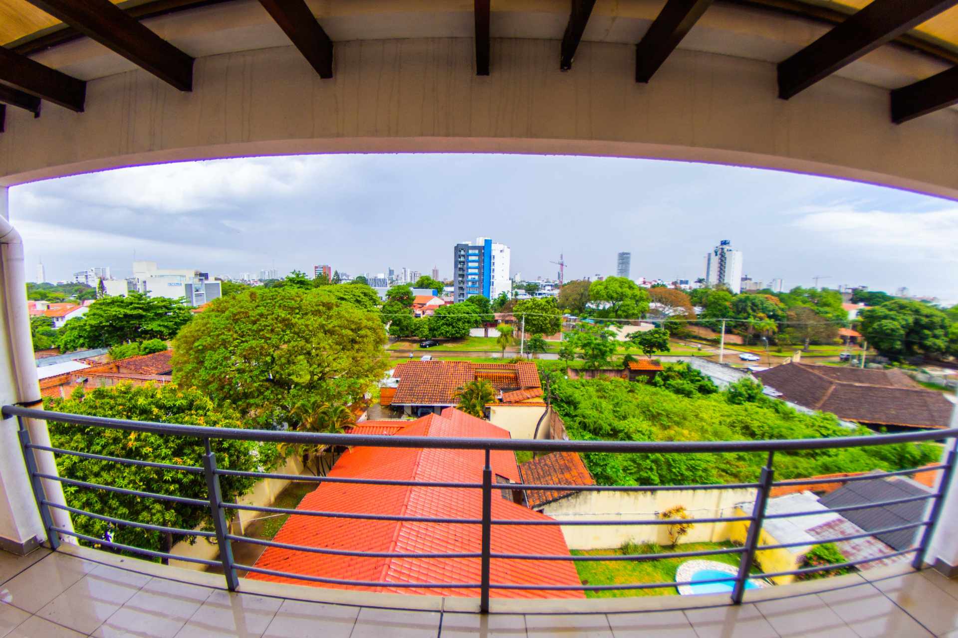 Departamento en VentaCondominio Portofino, zona Equipetrol entre Av. San Martín y Canal Isuto 1 dormitorios 1 baños 1 parqueos Foto 10