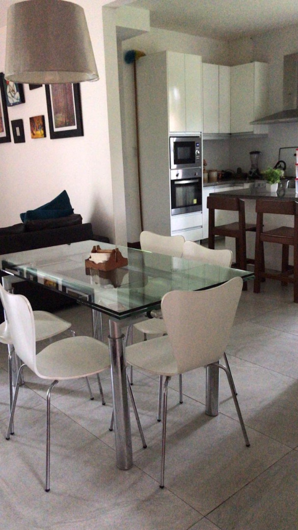 Casa en AlquilerAvda Pirai y 5to anillo 4 dormitorios 6 baños 3 parqueos Foto 11