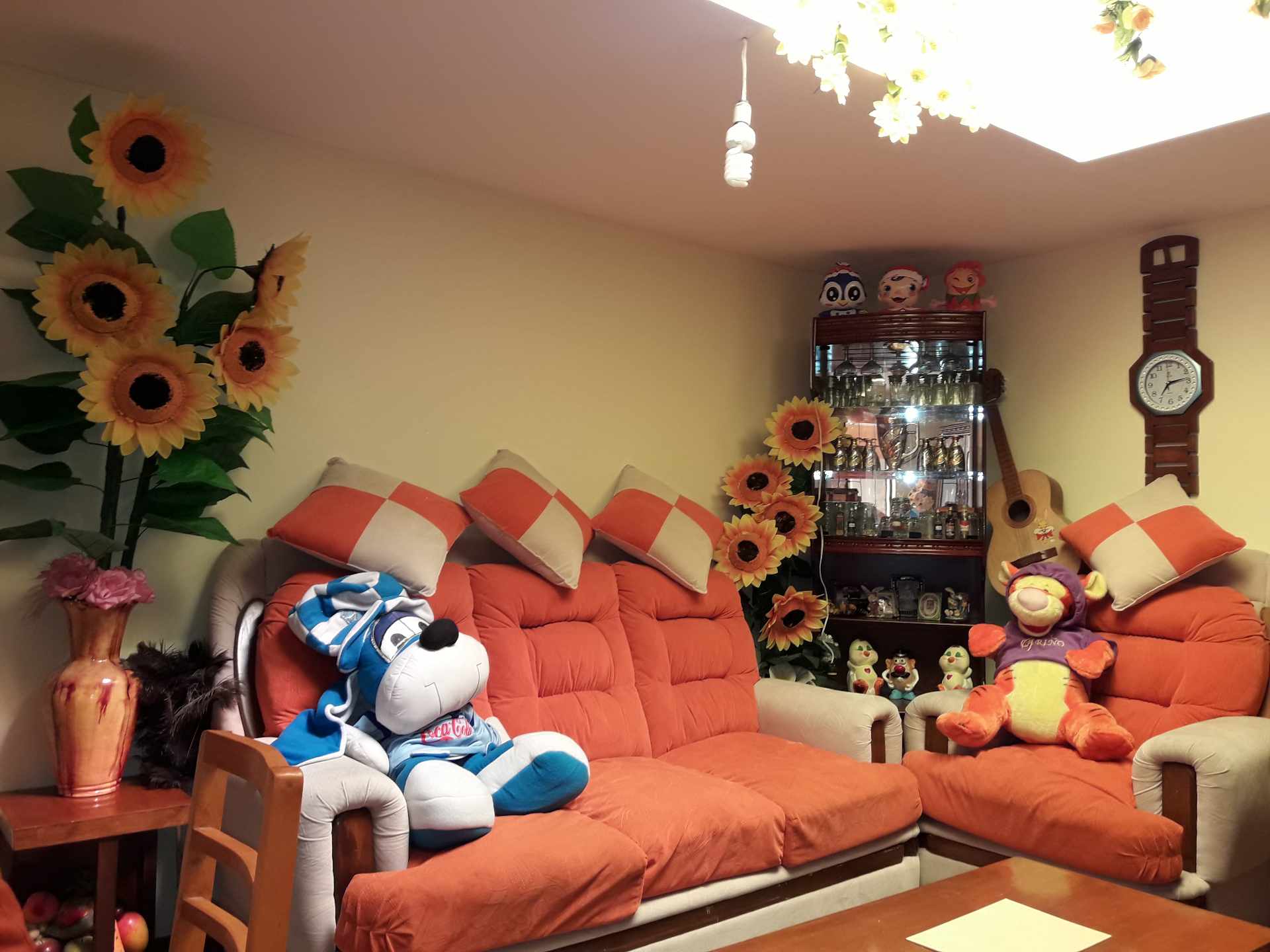 Casa en Ciudad Satélite en El Alto 7 dormitorios 2 baños 5 parqueos Foto 3