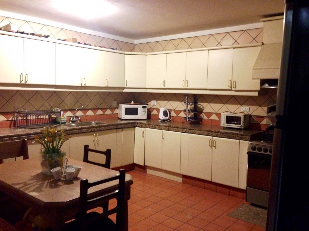 En Alquiler a $us 1,200 Foto 3