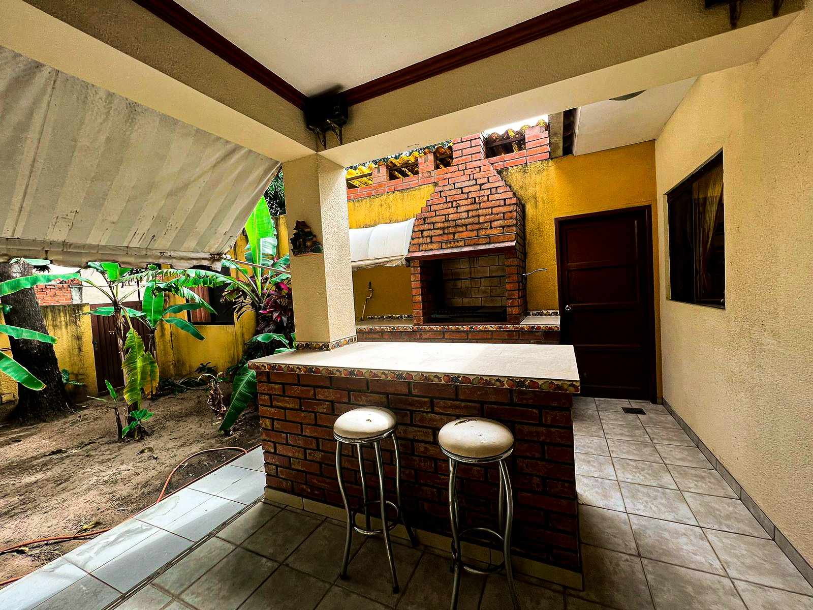 Casa en Villa 1ero de Mayo en Santa Cruz de la Sierra 3 dormitorios 3 baños 4 parqueos Foto 2