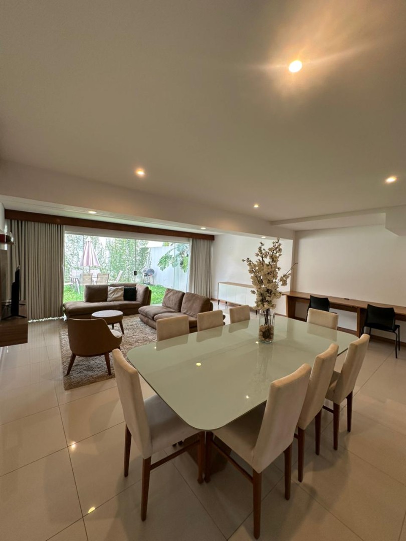 Casa en Entre 5to y 6to anillo Oeste en Santa Cruz de la Sierra 3 dormitorios 3 baños 2 parqueos Foto 4