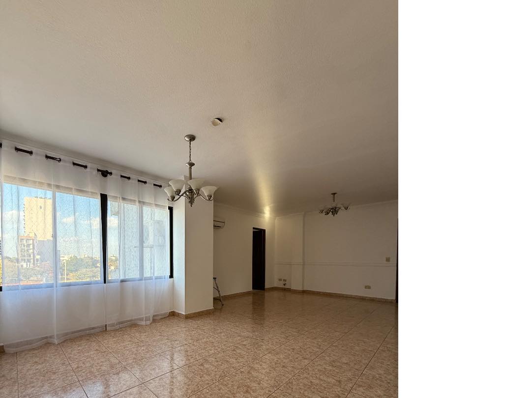 Departamento en AlquilerZONA RESIDENCIAL EQUIPETROL NORTE  Foto 4