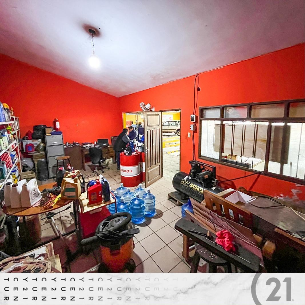 Galpón en VentaGALPON SOBRE AVENIDA PRINCIPAL EN VENTA ZONA SUR  Foto 4