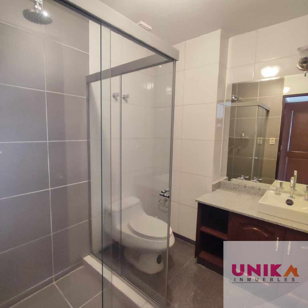 Departamento AMPLIO PENTHOUSE EN ALQUILER, CALACOTO  Foto 8