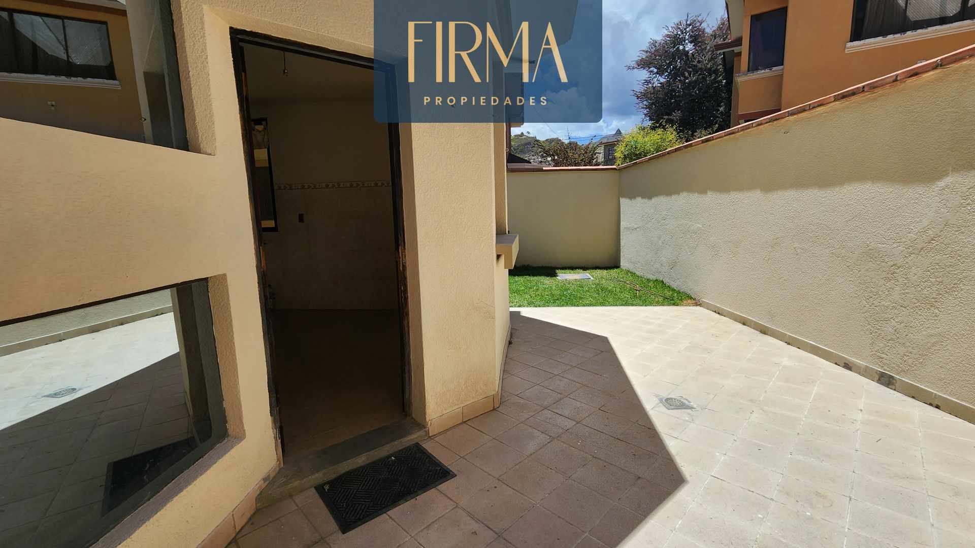 Casa ALQUILA ESTA CASA EN CONDOMINIO PRIVADO, ACHUMANI Foto 4