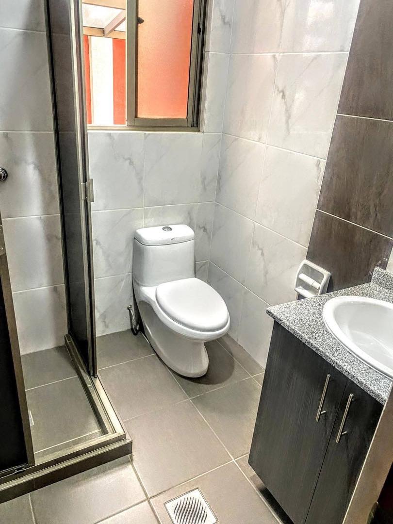 Departamento en Achumani en La Paz 3 dormitorios 3 baños 2 parqueos Foto 9