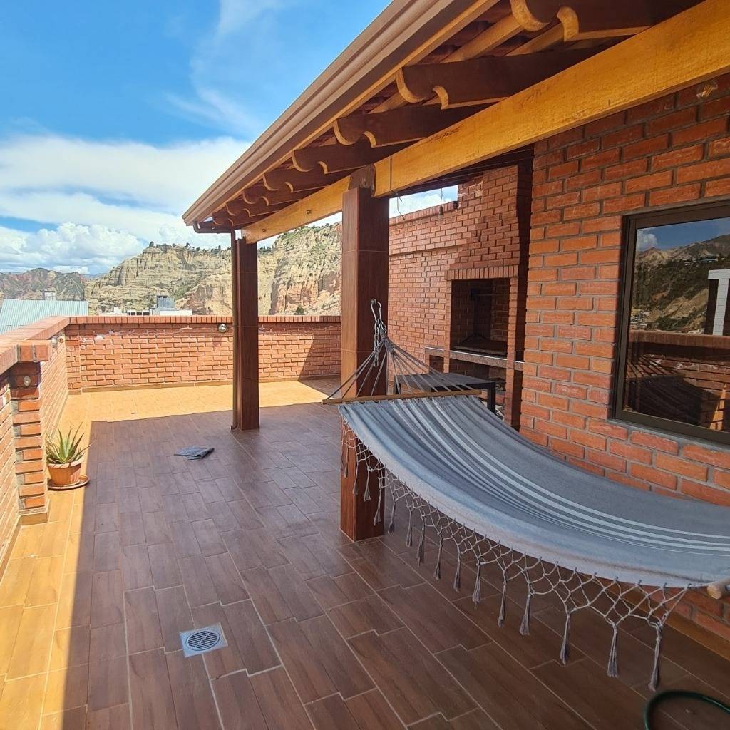 Departamento en Irpavi en La Paz 3 dormitorios 4 baños 1 parqueos Foto 8