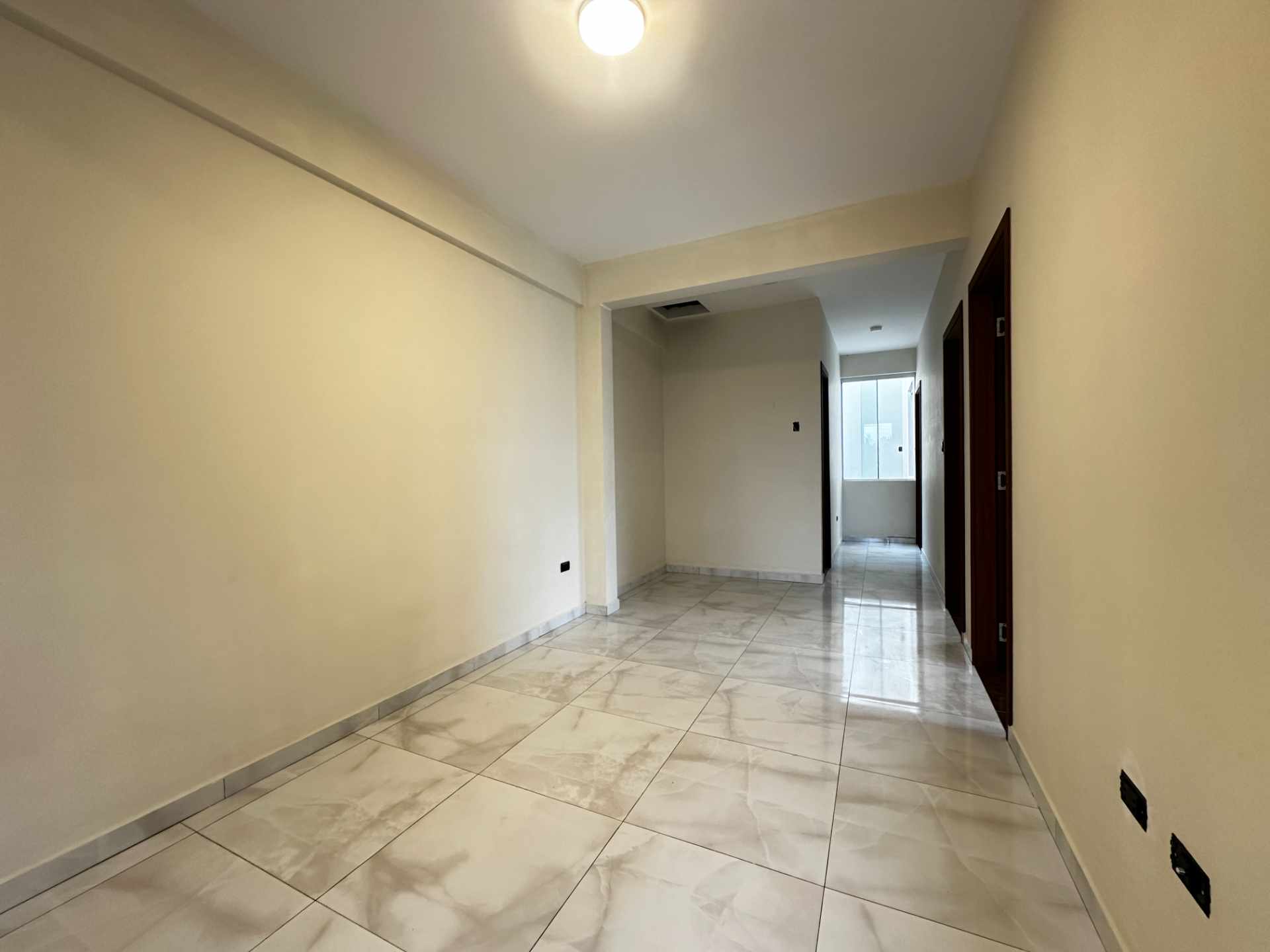 Casa en VentaAV. RADIAL 12, CERCA AL MERCADO EL FUERTE Foto 12