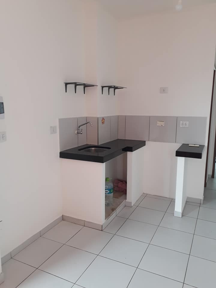 Departamento en Centro en Santa Cruz de la Sierra 1 dormitorios 1 baños  Foto 3