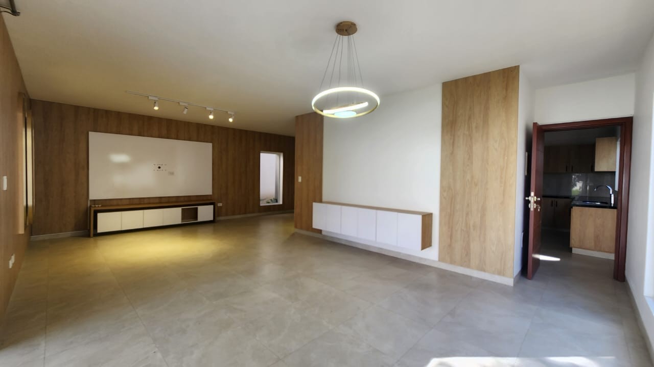 Departamento CASA EN VENTA EN BOSQUES DE LA COLINA Foto 3