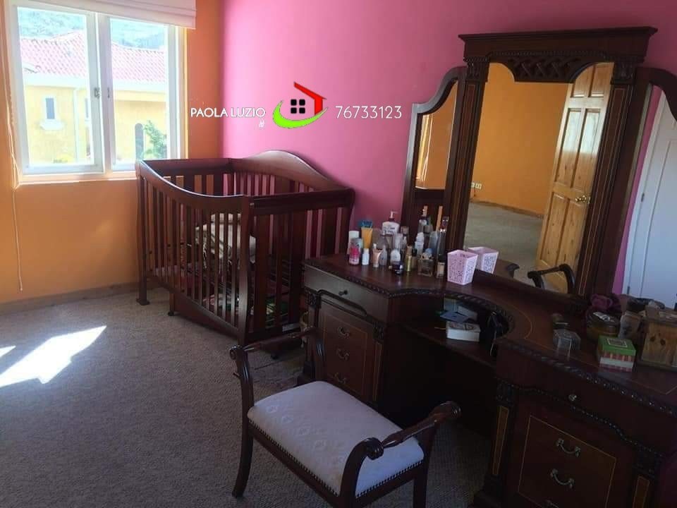 Casa en Mallasilla en La Paz 4 dormitorios 5 baños 3 parqueos Foto 3
