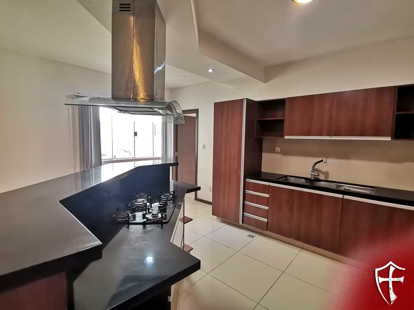 Departamento en AlquilerSegundo anillo entre Pirai y Roca Coronado Foto 3