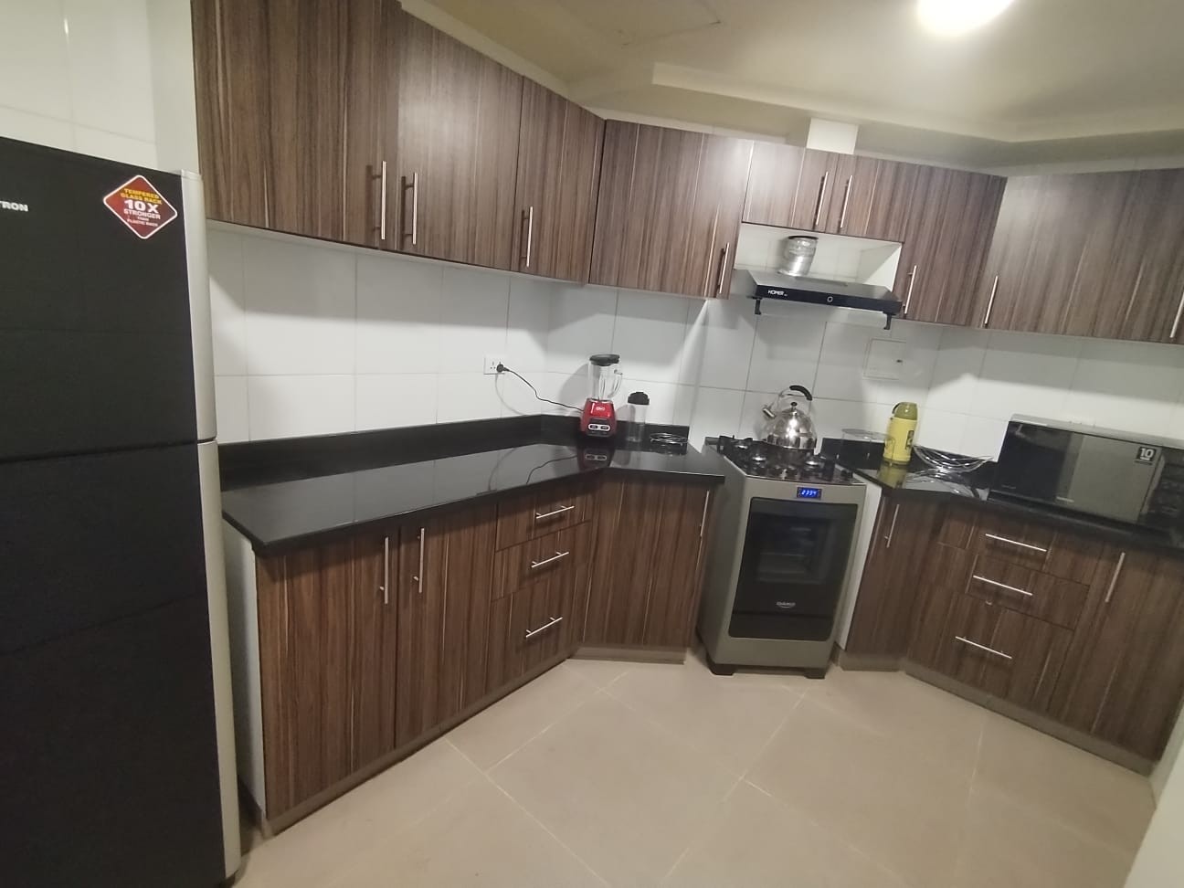 Departamento en Sopocachi en La Paz 3 dormitorios 4 baños 1 parqueos Foto 4