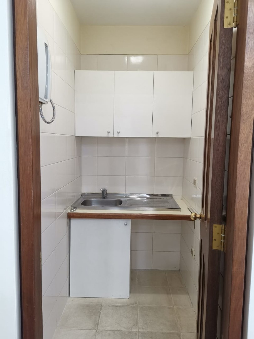 Oficina en San Jorge en La Paz 5 dormitorios 1 baños  Foto 7