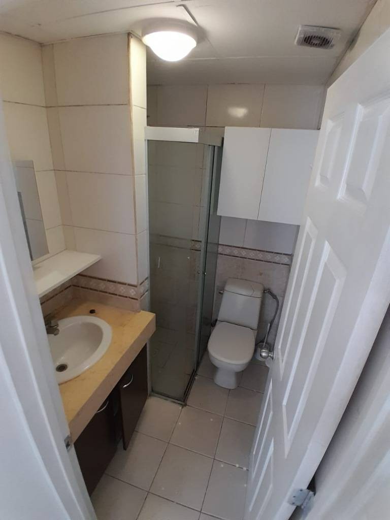 Departamento Av. Beni entre primer y segundo anillo Foto 7