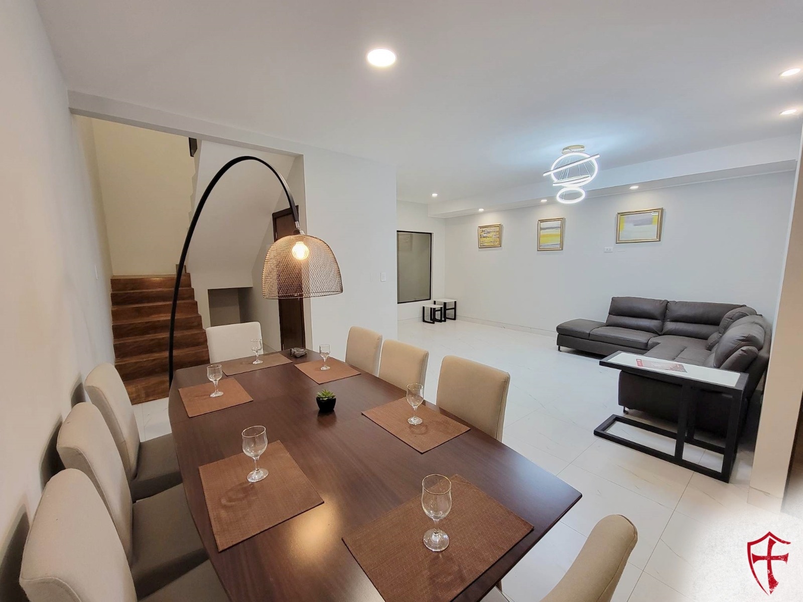 Casa Av Banzer 8vo anillo zona norte  Foto 11