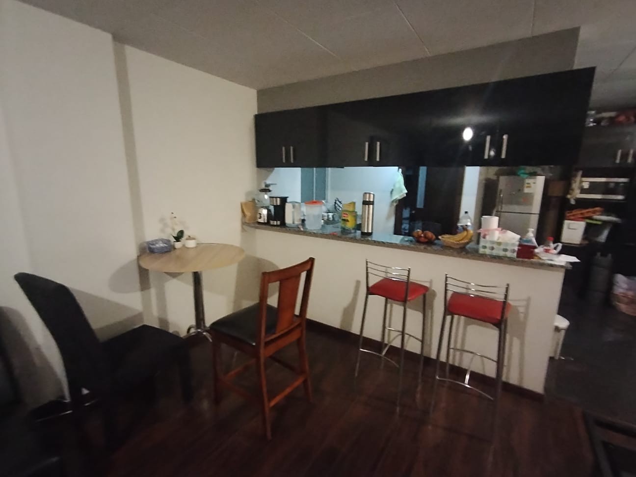 Departamento en Obrajes en La Paz 1 dormitorios 1 baños 1 parqueos Foto 4