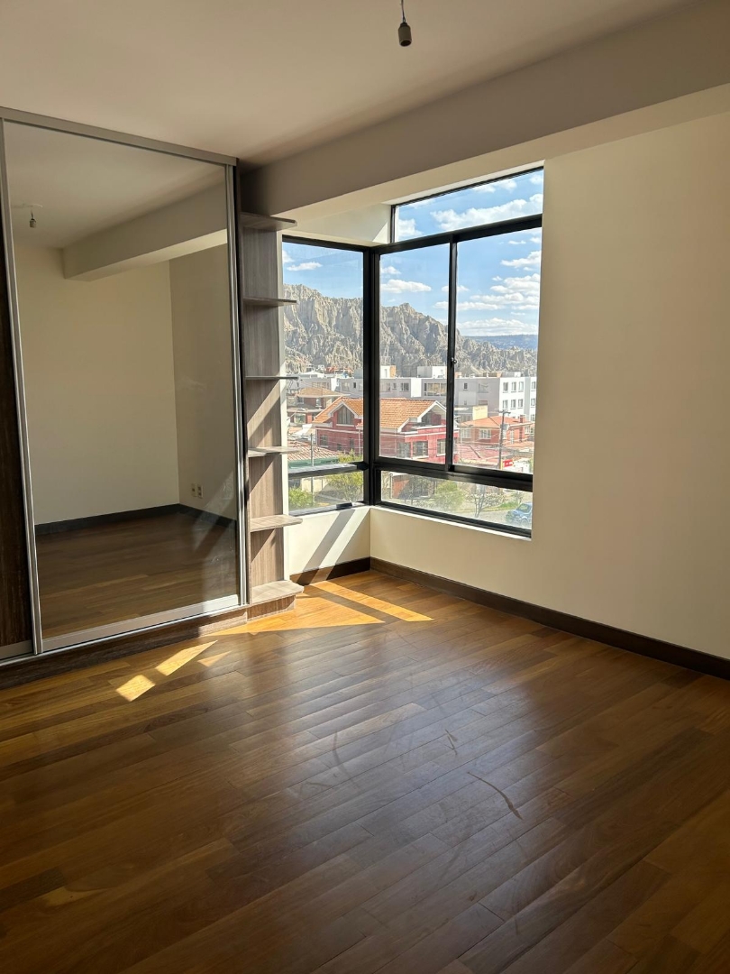 Casa en VentaLos Pinos Edificio Betel 3 dormitorios 2 baños 1 parqueos Foto 9