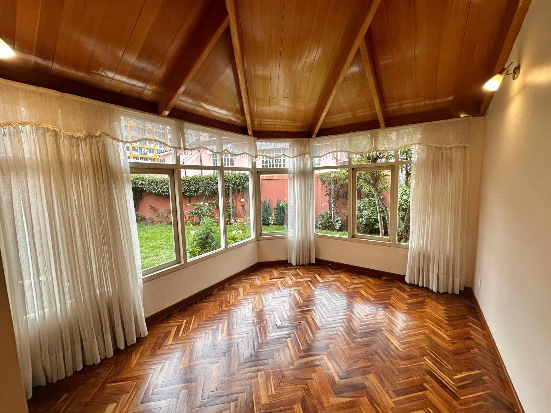 Casa en VentaCALACOTO, CALLE 21 4 dormitorios 5 baños 3 parqueos Foto 20