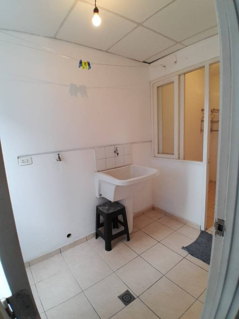 Departamento Av. Beni entre primer y segundo anillo Foto 2