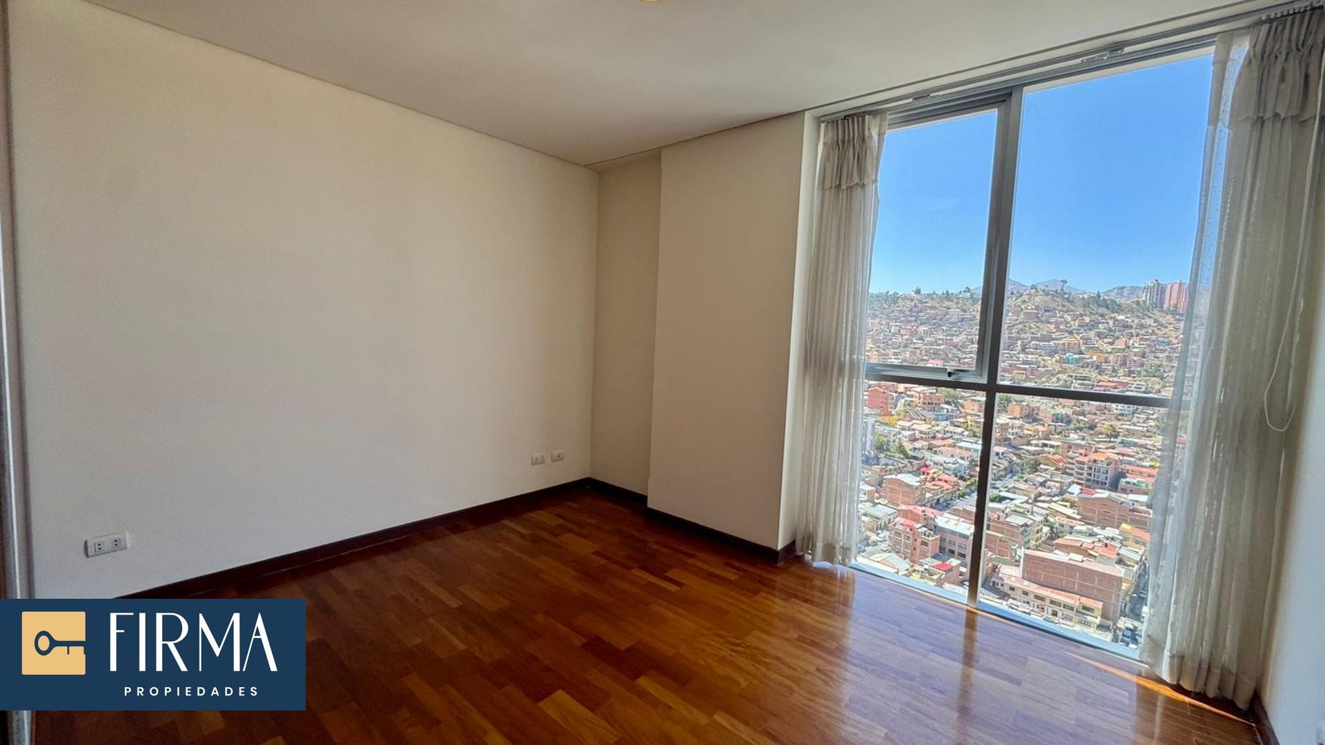 En Alquiler a Bs 6,500 Foto 11