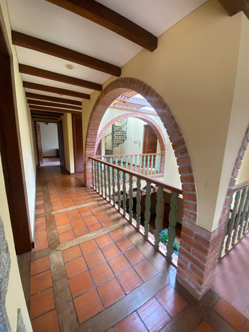 En Alquiler a $us 2,800 Foto 9