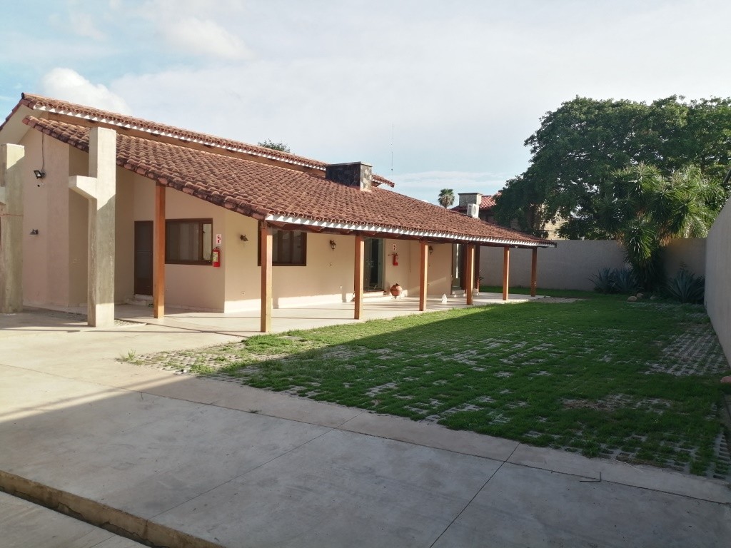 Casa 📍 Ubicación: Av. Banzer, entre 3er y 4to Anillo Norte Foto 3
