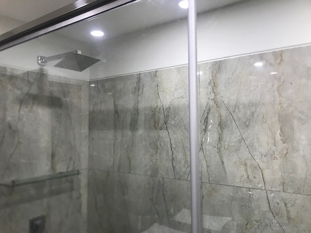 Departamento en AlquilerCondominio Sky Lux, Equipetrol Norte y 4to. Anillo, a pasos de Torre Dúo y del Mall Ventura. 1 dormitorios 2 baños 1 parqueos Foto 11