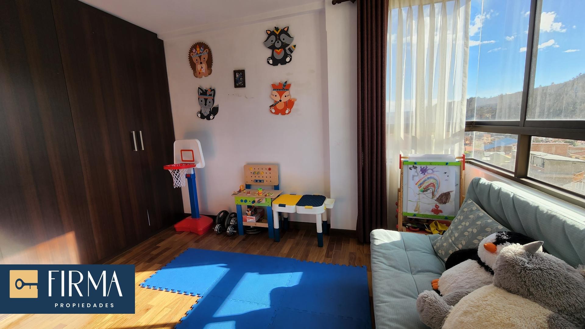 Departamento en Achumani en La Paz 3 dormitorios 4 baños 1 parqueos Foto 10