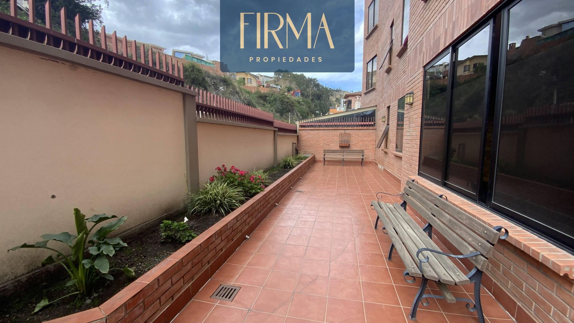 Departamento en AlquilerCalle 32. Av The Strongest Foto 2