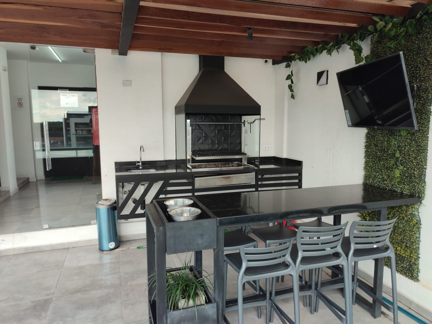 Departamento en VentaGenz Sirari, equipetrol 1 dormitorios 1 baños  Foto 2