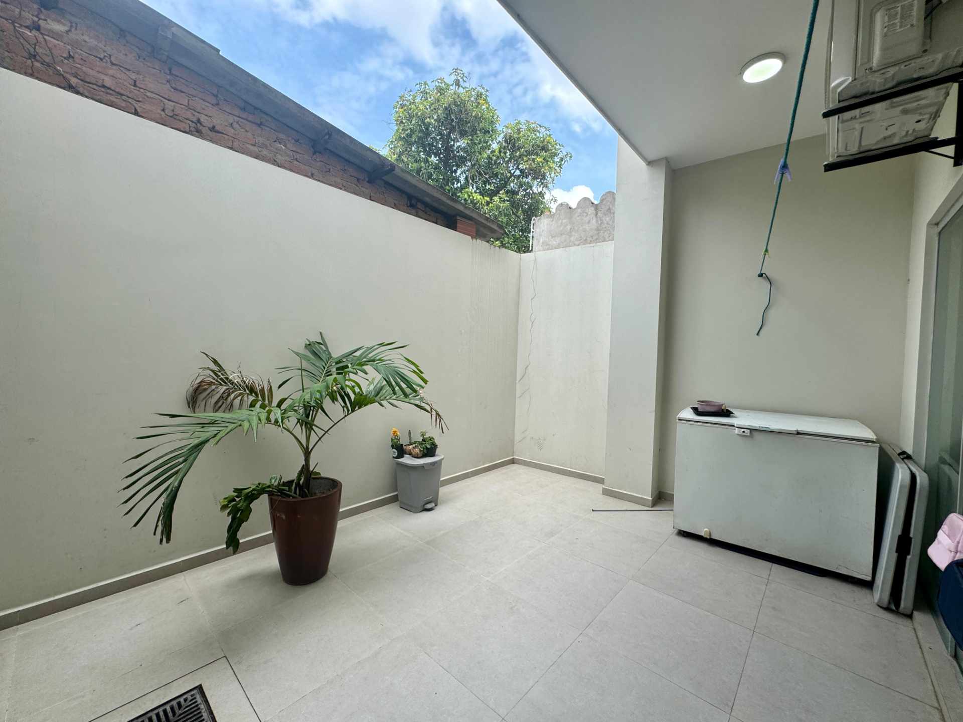 Casa en VentaCASA EN VENTA - 3ER ANILLO EXTERNO 4 dormitorios 3 baños 3 parqueos Foto 8