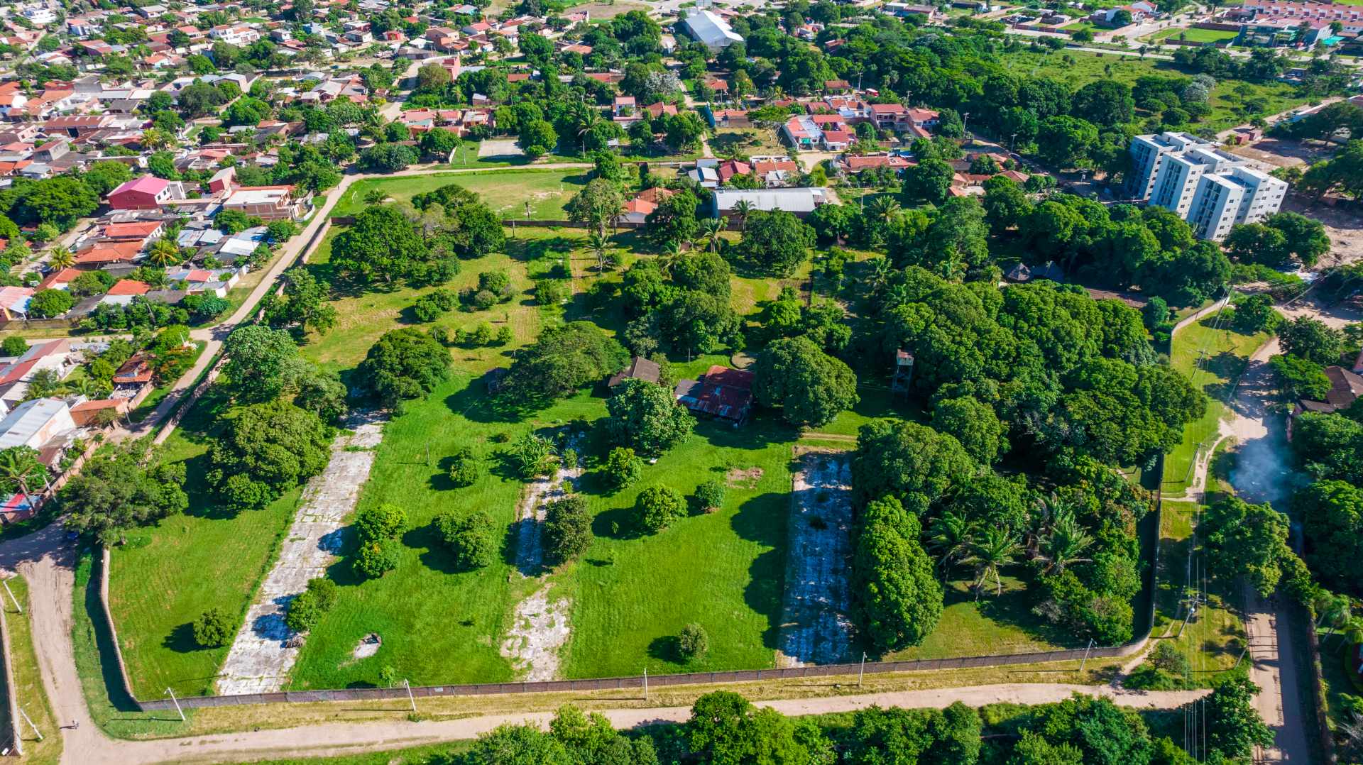 Terreno TERRENO EN VENTA EN ZONA NORTE SOBRE AVENIDA, OPORTUNIDAD DE INVERSIÓN  Foto 7