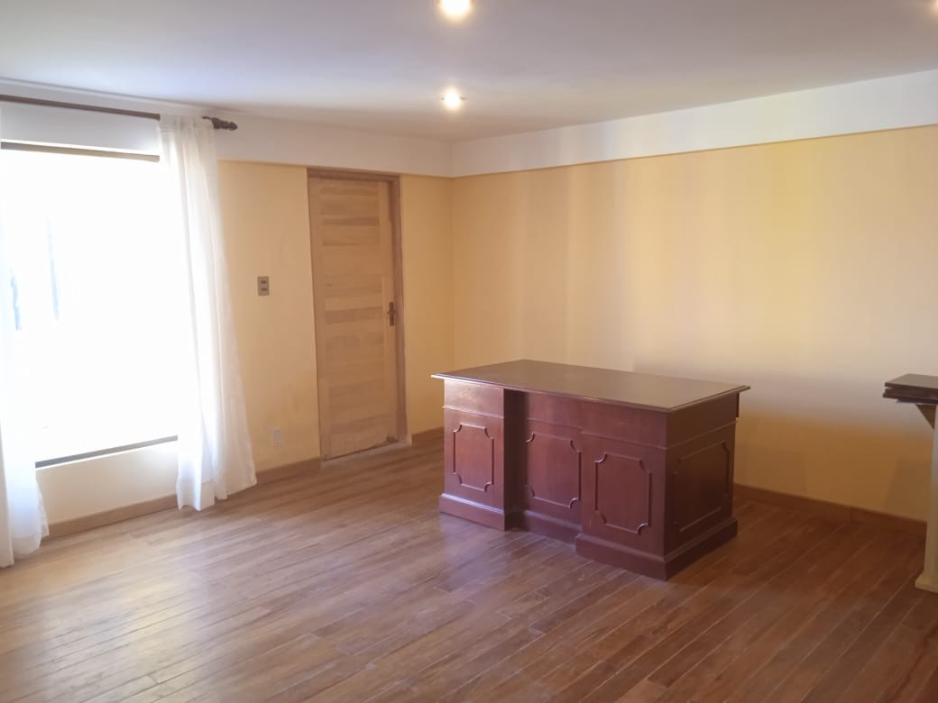 Casa en VentaZona Ventilla - Distrito 8. Entre Av. Carlos V y Quechisla Foto 4