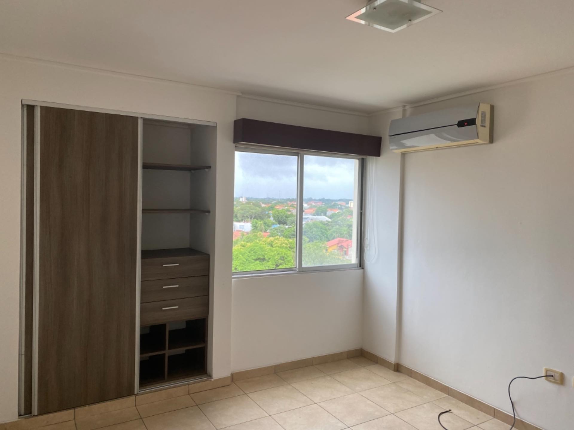 Departamento Condominio San Francisco II Av Doble Vía a la Guardia entre 5 Y 6 anillo  Foto 7